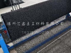 河南洛陽(yáng)江經(jīng)理訂購(gòu)的6500平方米水土保護(hù)毯正在